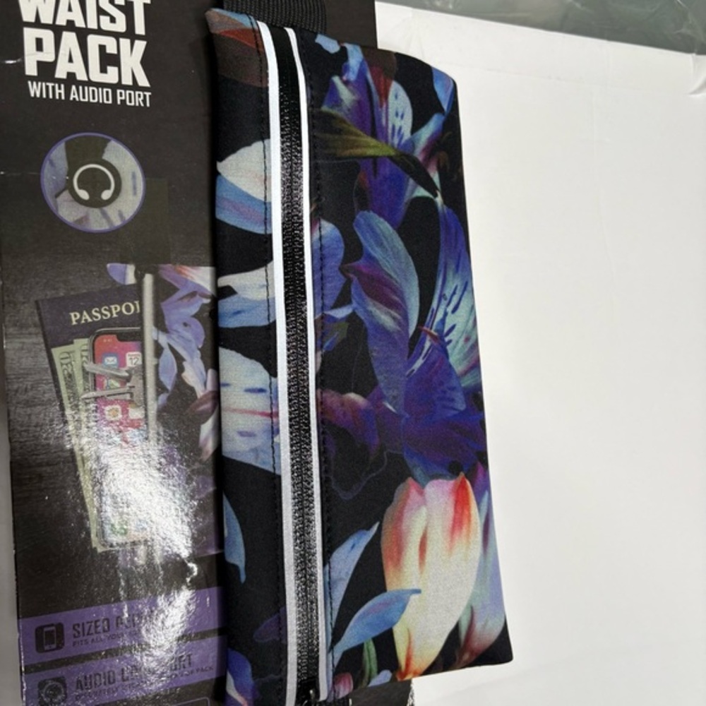 NWT Floral Waist Pack with Audio Port up to 48” waist